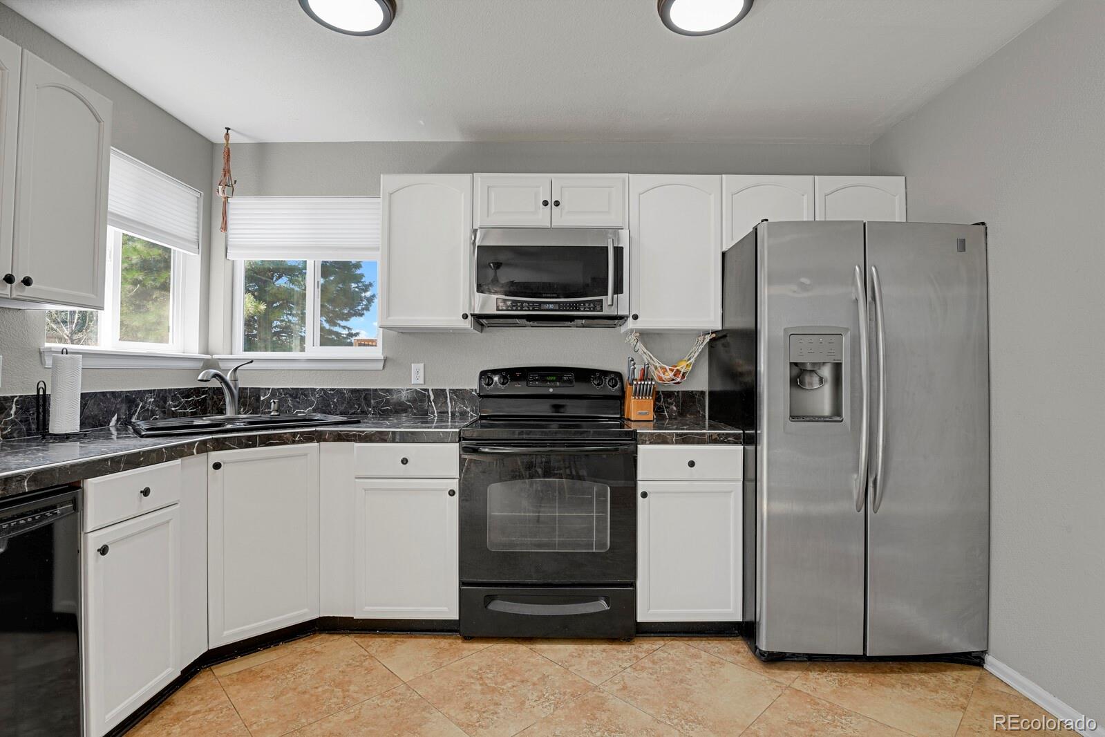 5270 E Holcomb Street