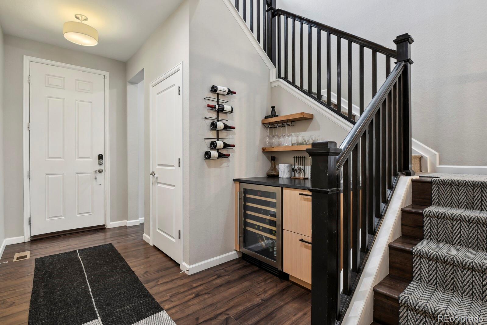 11008 Hayloft Street