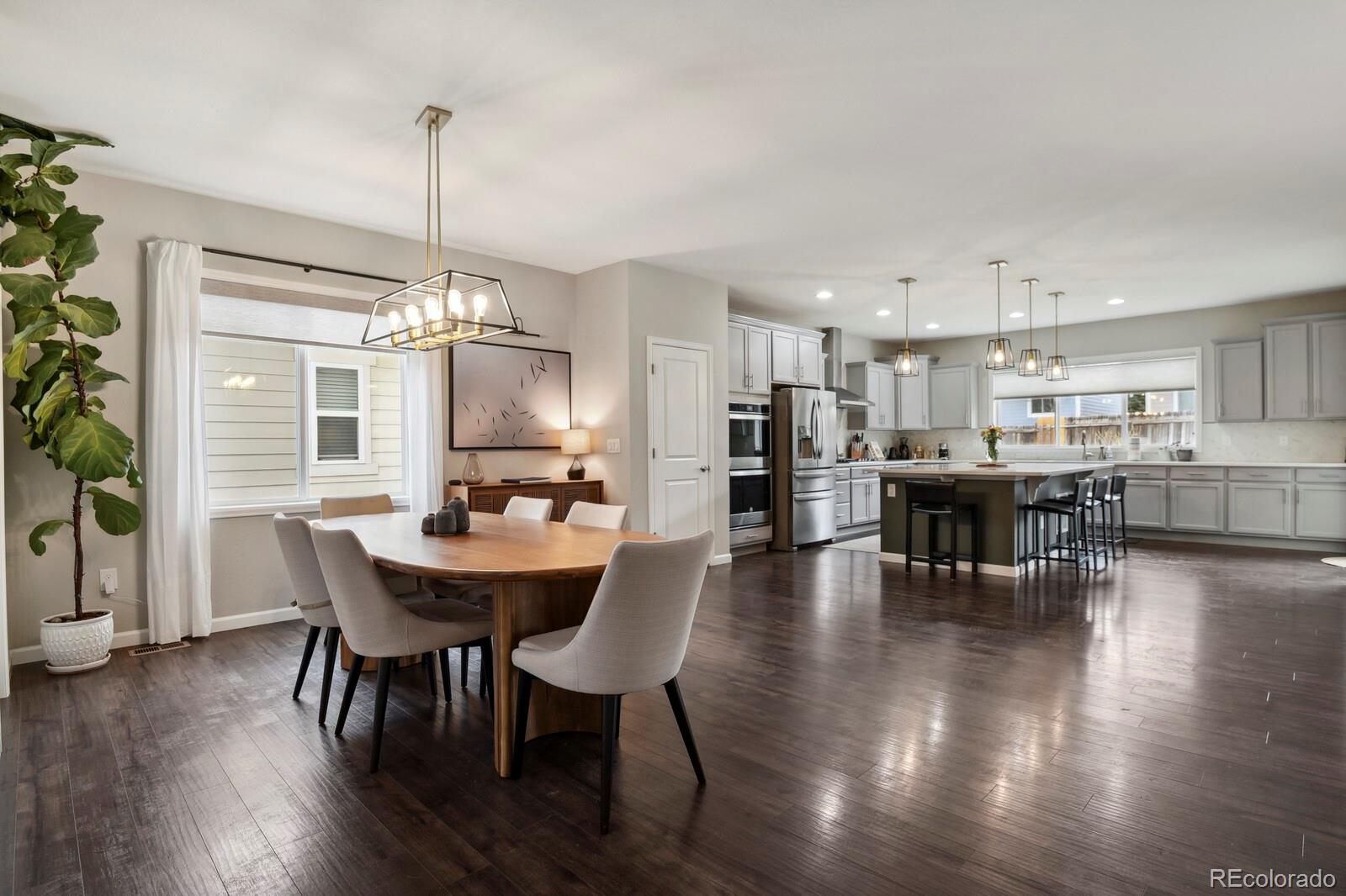 11008 Hayloft Street