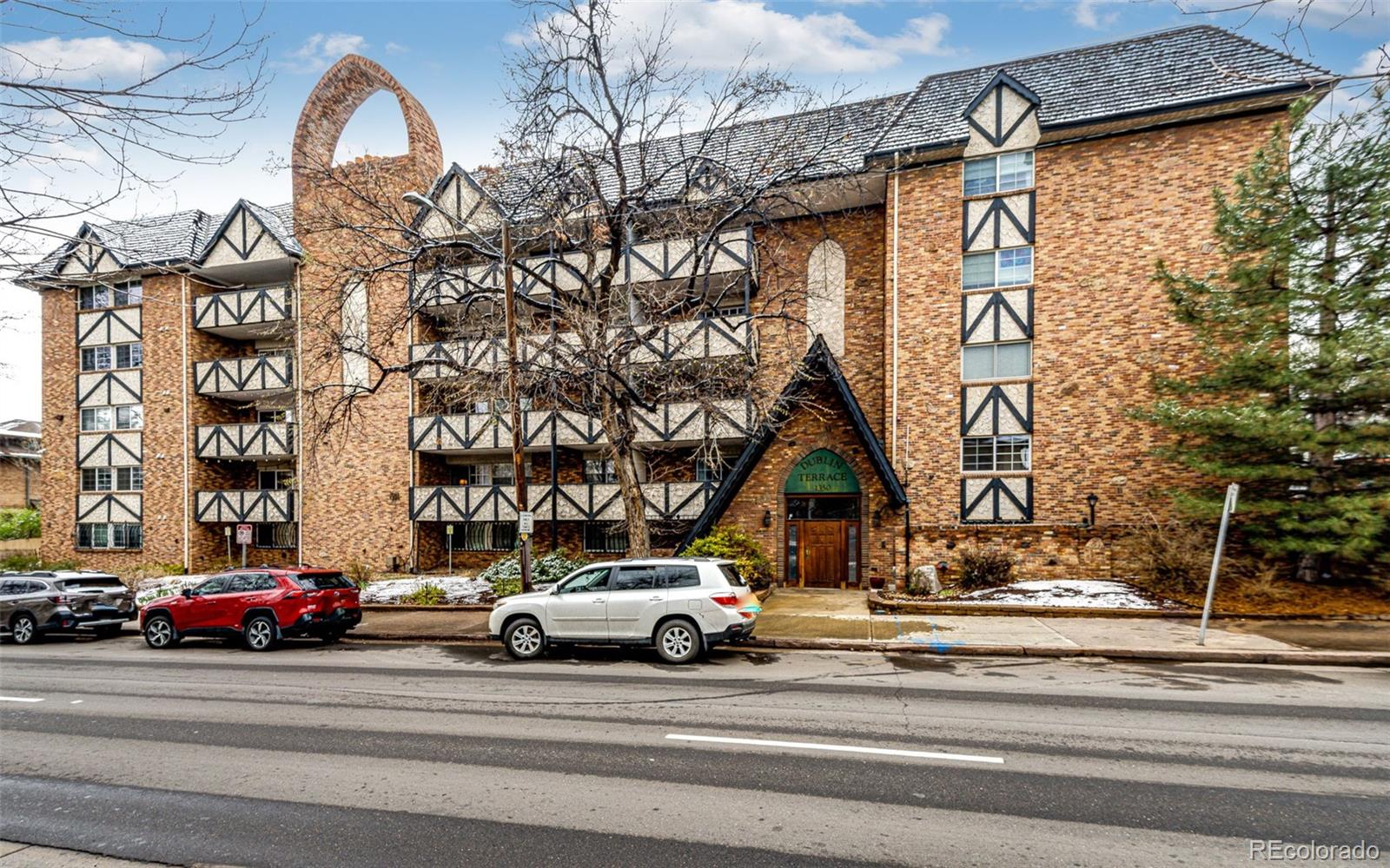 1350 Josephine Street Unit: 207