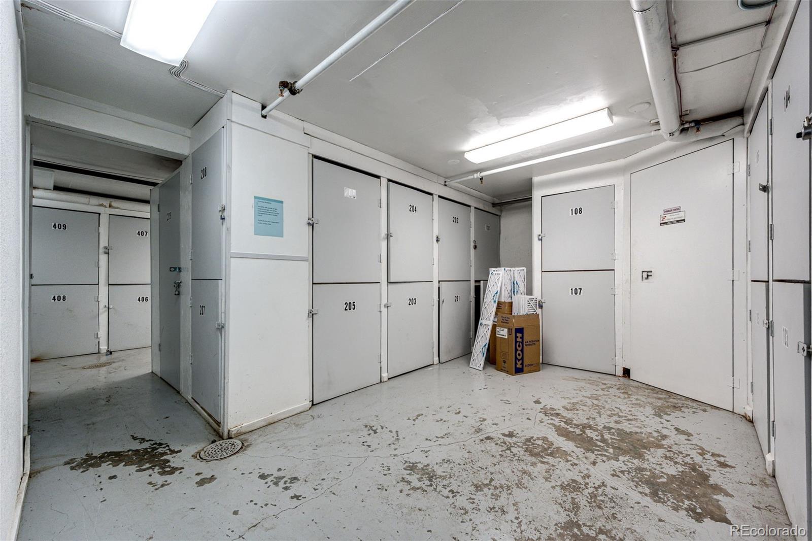 1350 Josephine Street Unit: 207