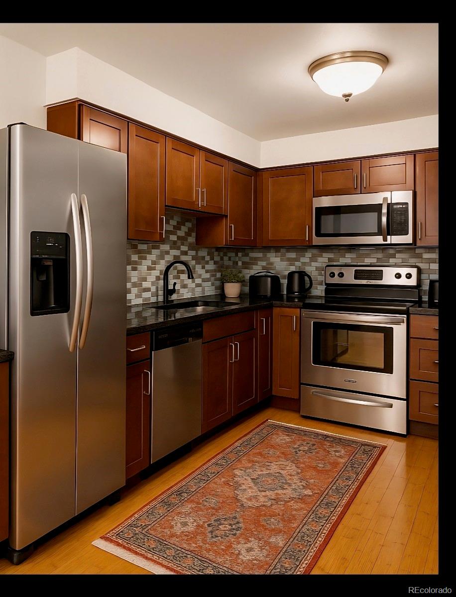 1350 Josephine Street Unit: 207