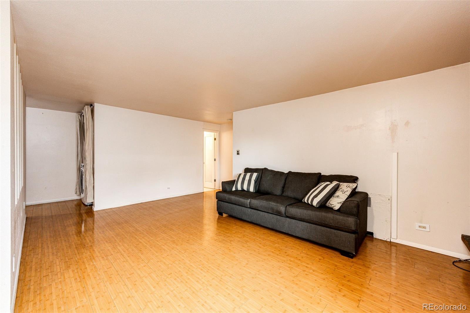 1350 Josephine Street Unit: 207