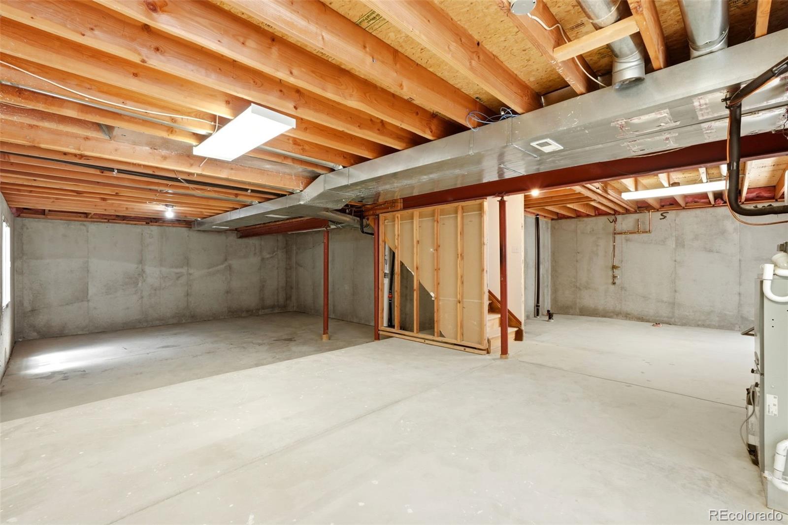 5784 W 117th Place