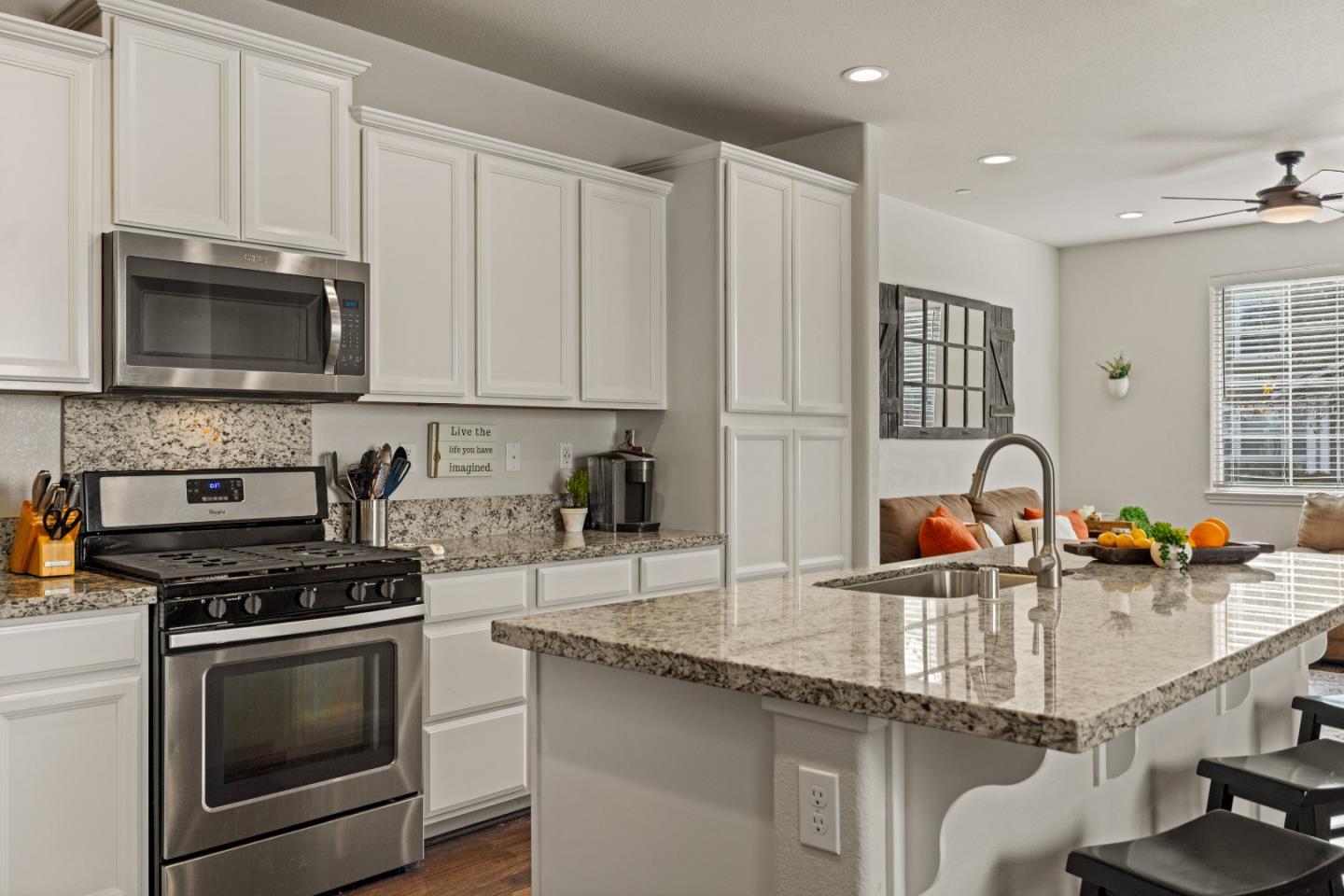 15041 Breckinridge Avenue