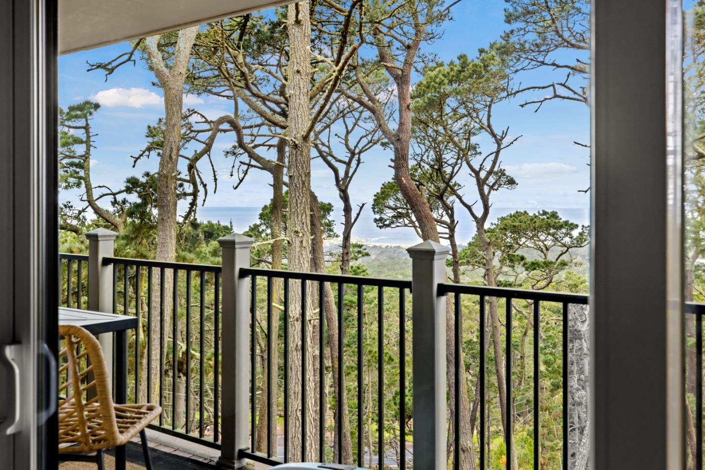 Forest Ridge Condo with Views