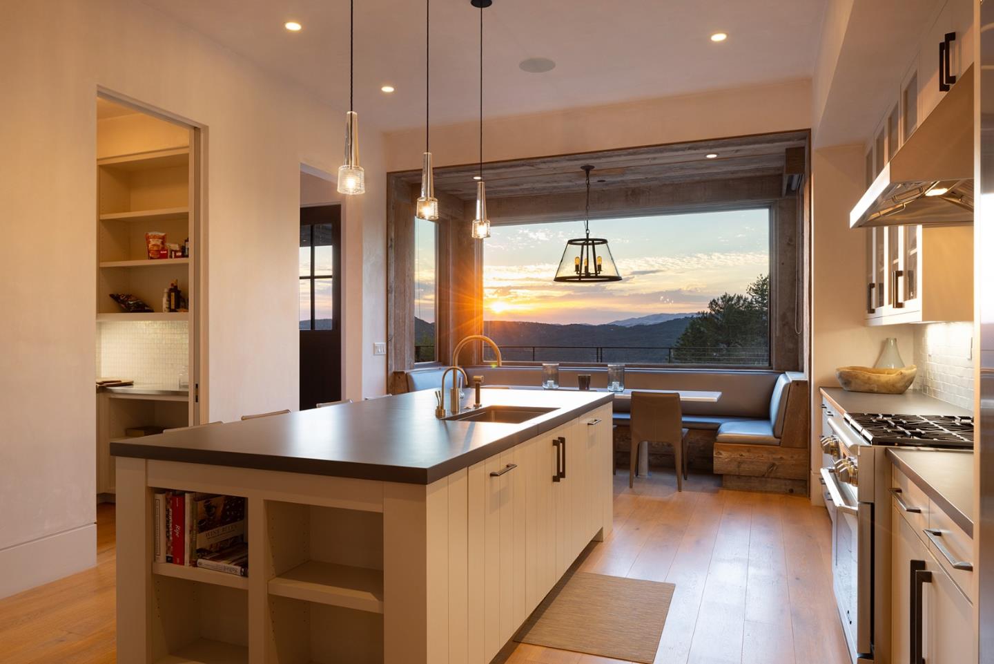 Modern Build in the Preserve