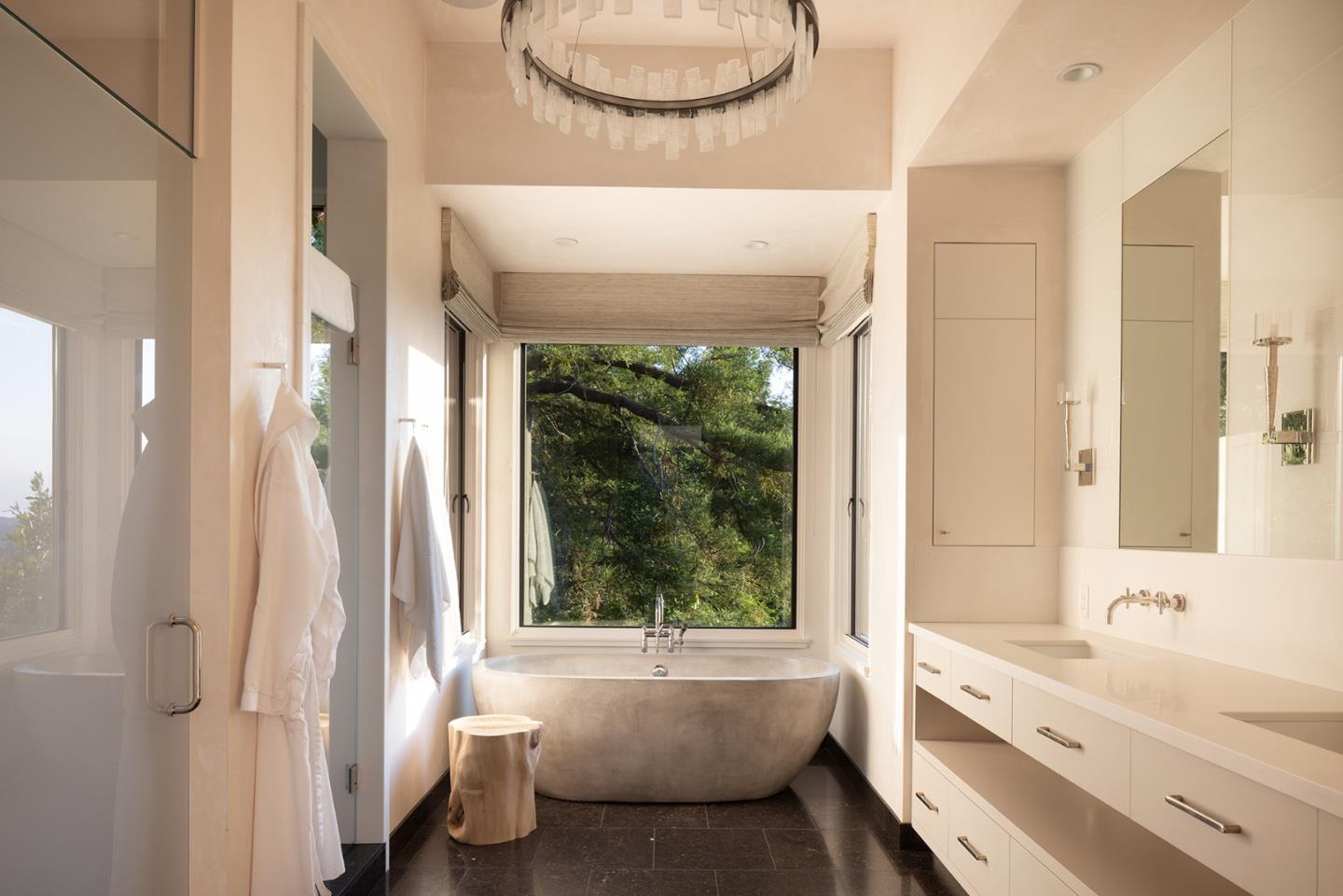 Modern Build in the Preserve