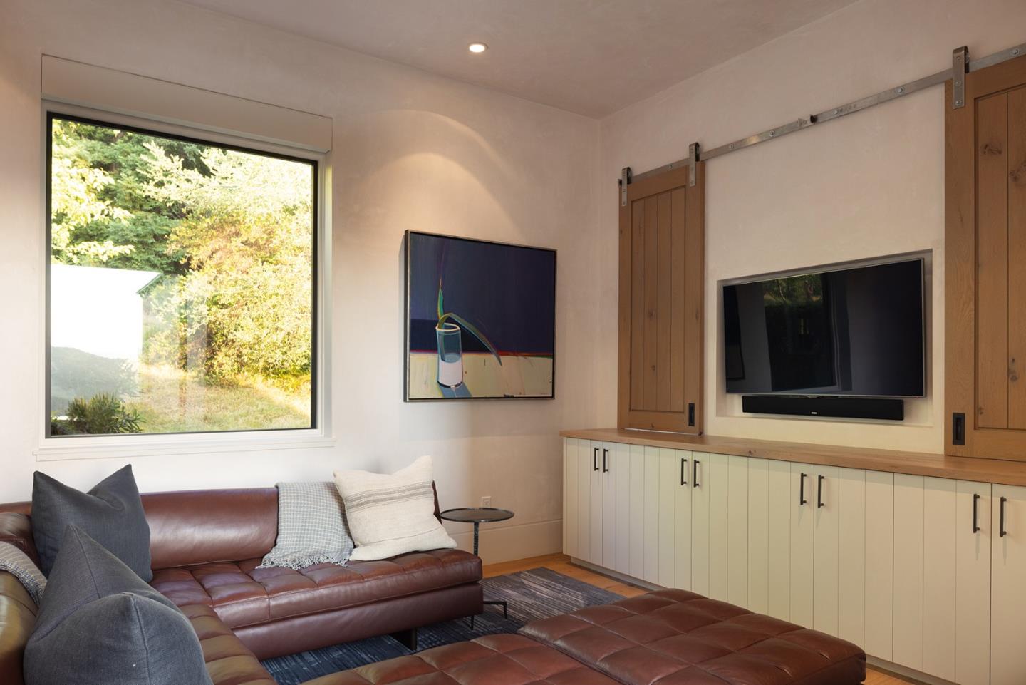 Modern Build in the Preserve