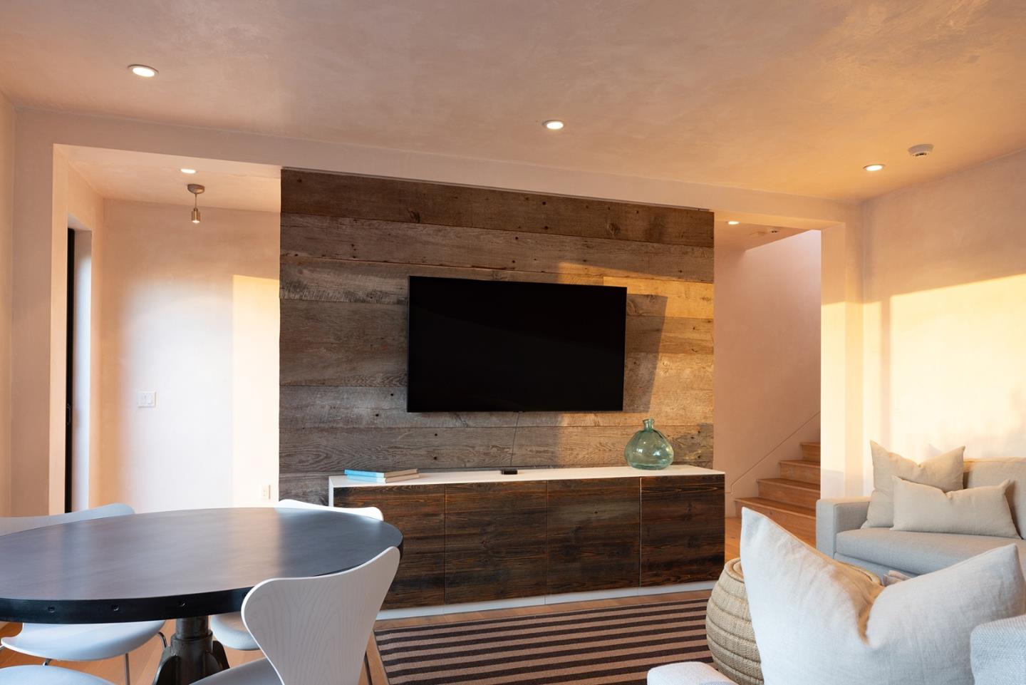 Modern Build in the Preserve