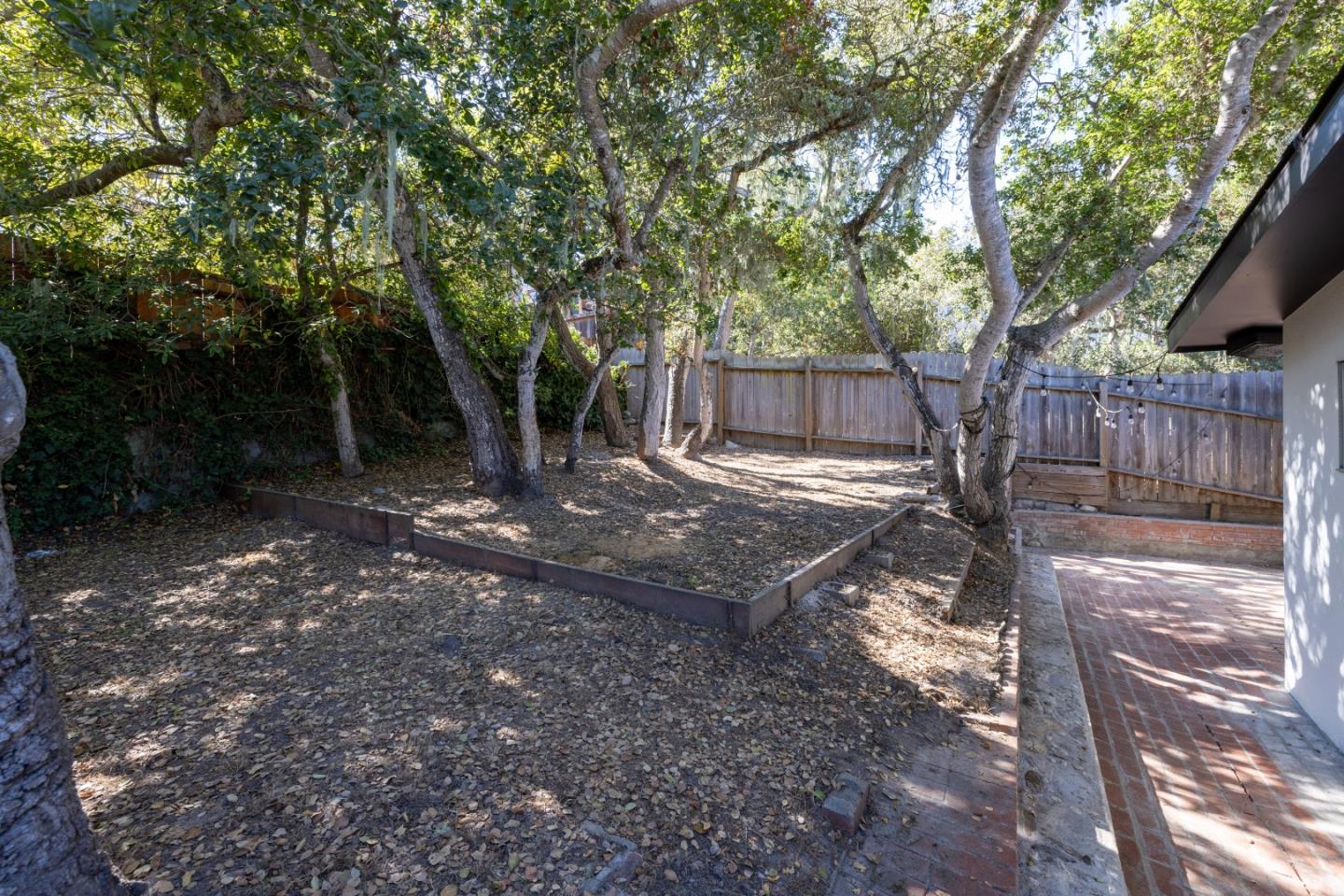 Charming Old Monterey Cottage