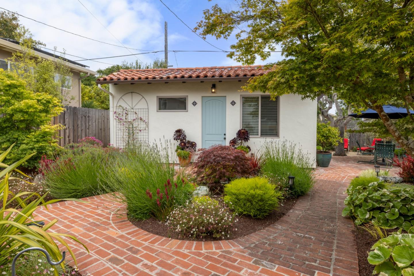 636 Spazier Avenue