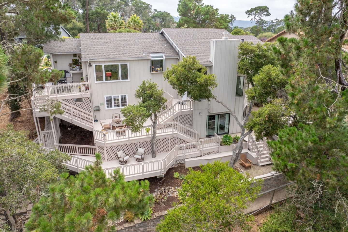 Nature Meets Style in Deer Flats