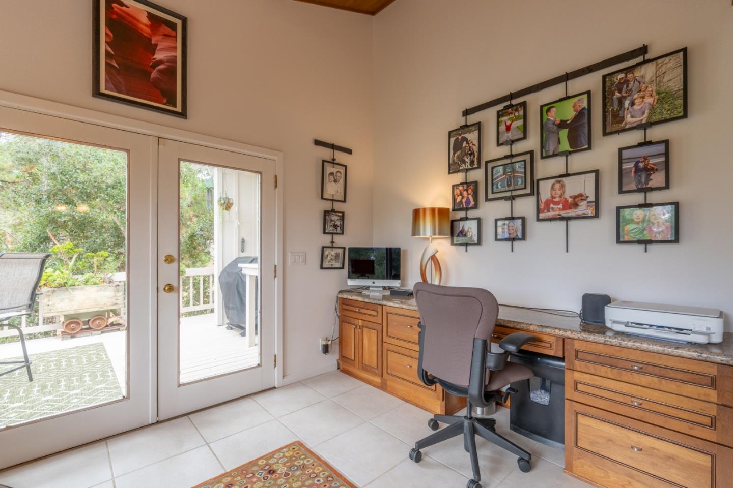 Nature Meets Style in Deer Flats
