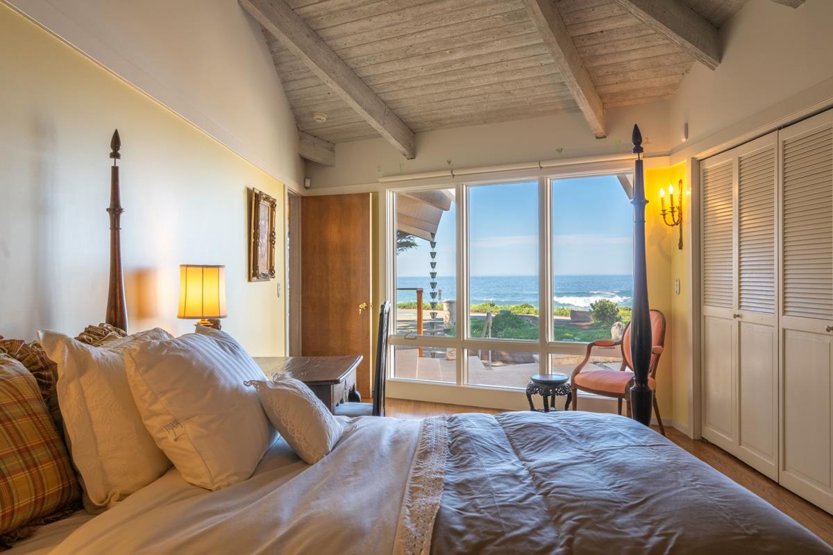 Iconic Carmel Location