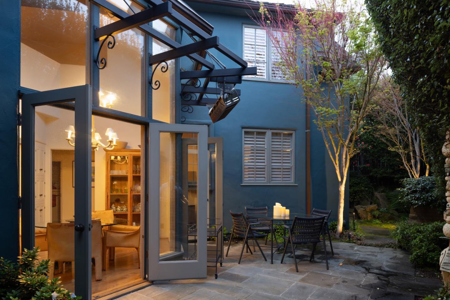 26167 Valley View Avenue