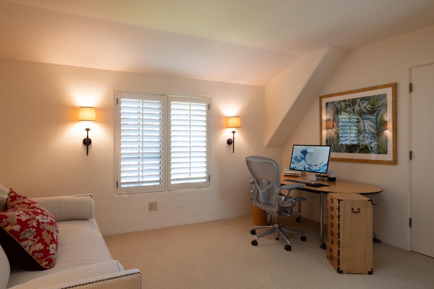 26167 Valley View Avenue