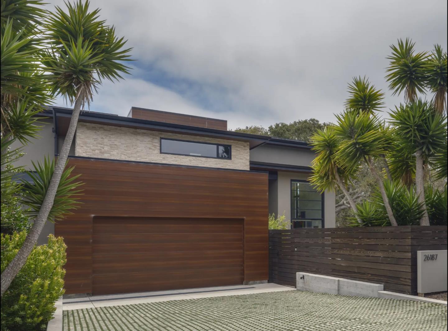 Modern Living Carmel Point