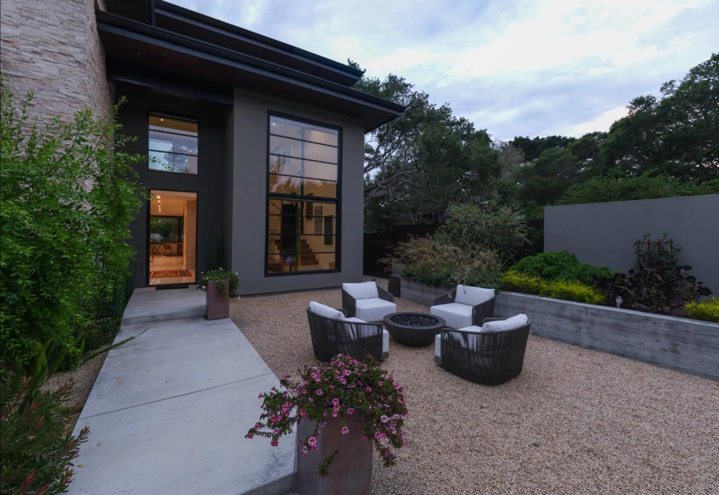 Modern Living Carmel Point