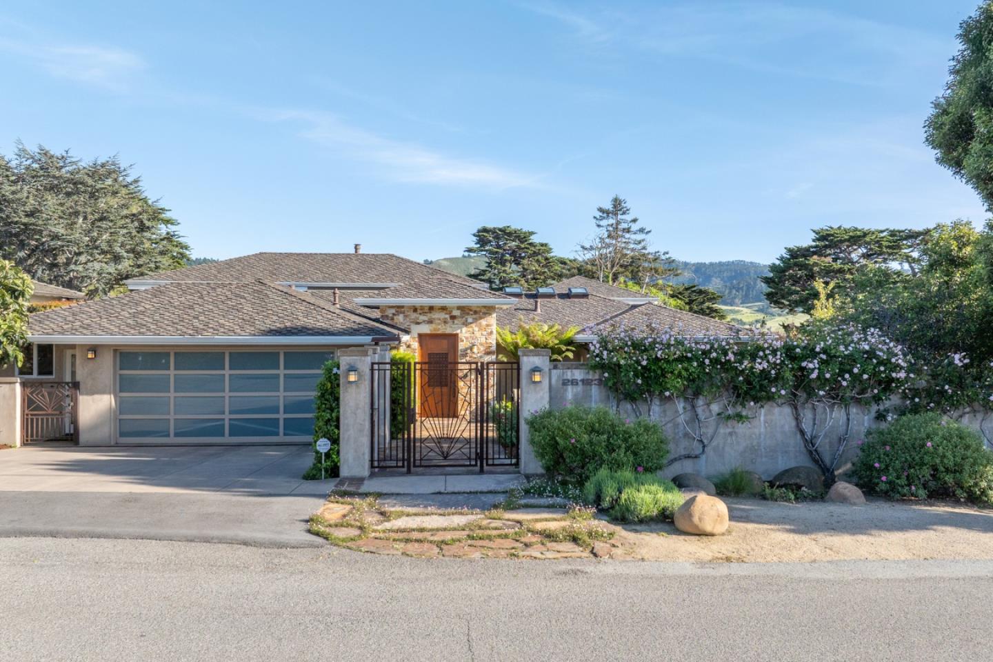 26123 Mesa Drive