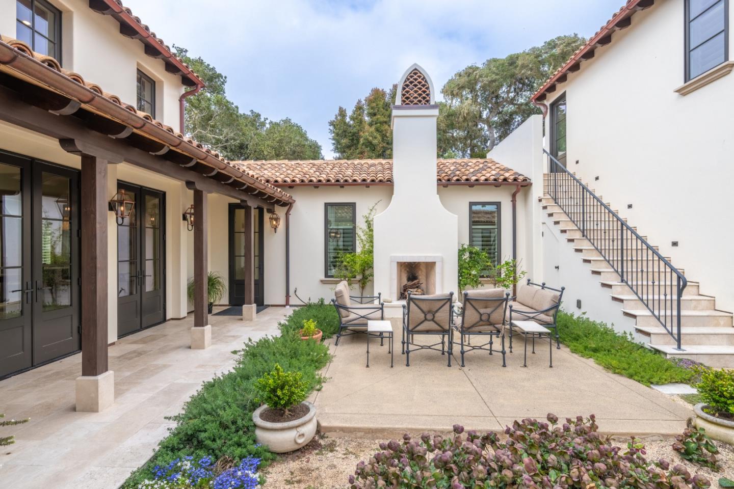 Newly Built Coastal Luxury