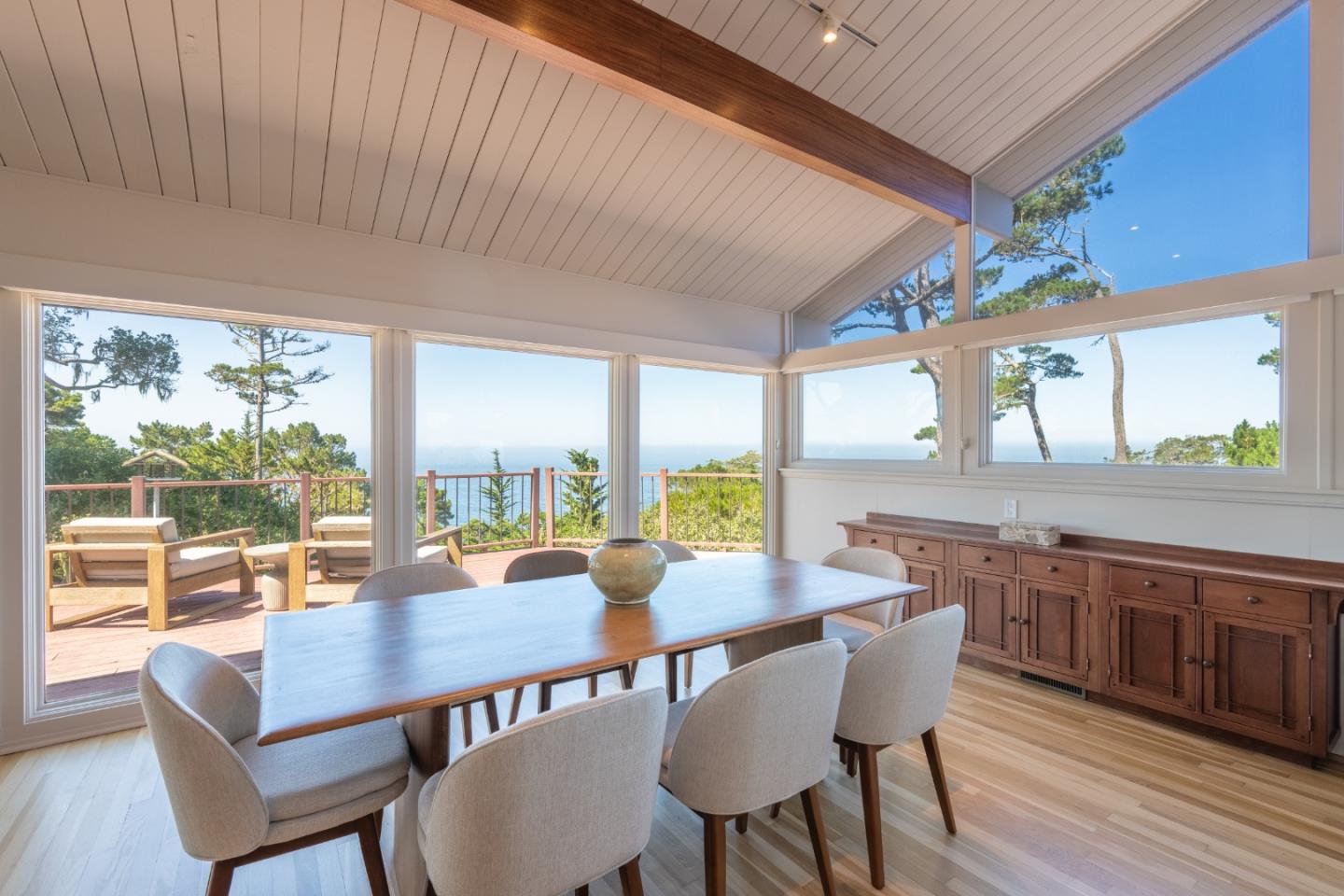 Panoramic Views. Timeless Luxury. 