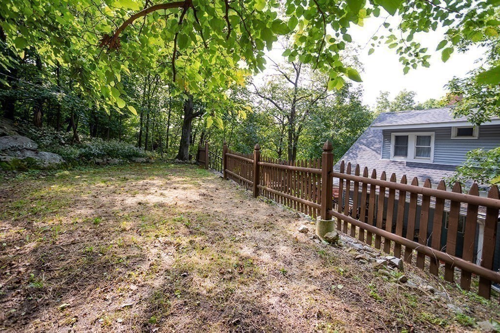 751 Fellsway W
