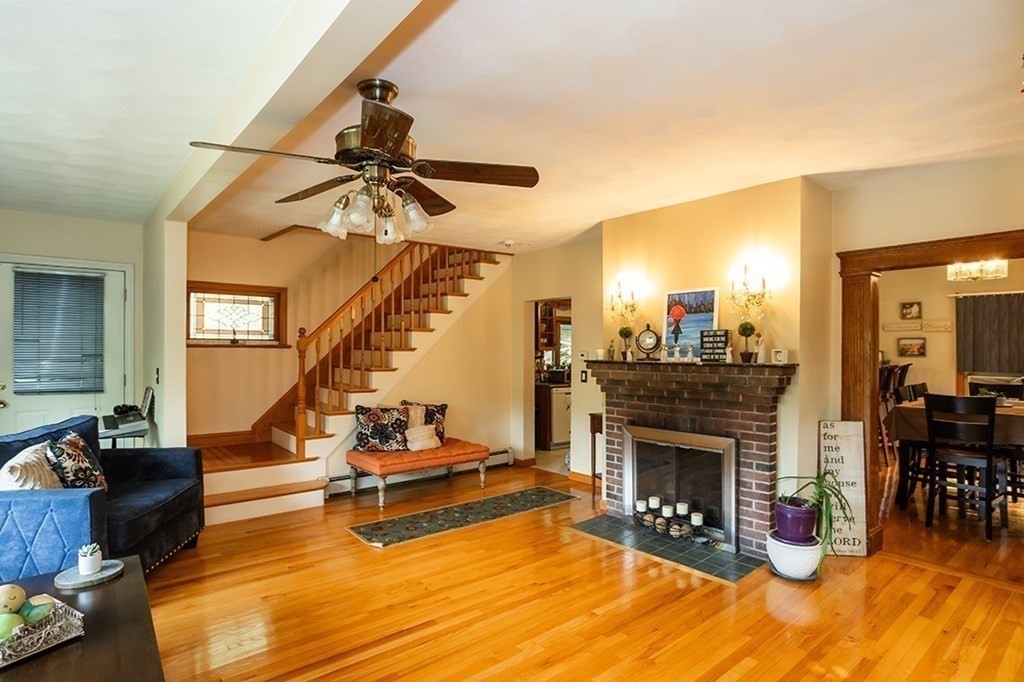 751 Fellsway W