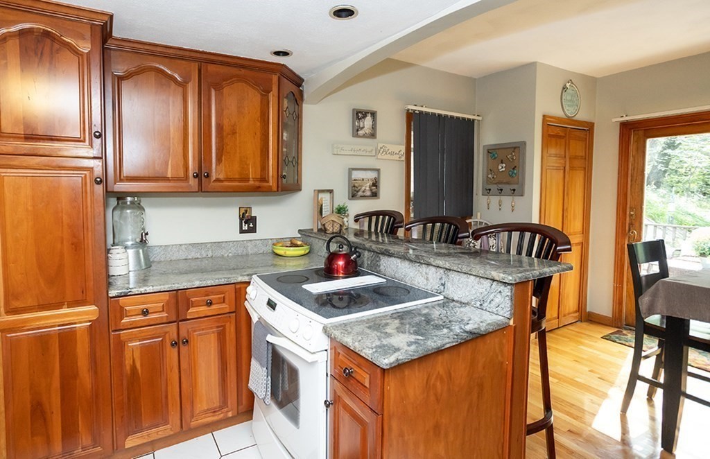 751 Fellsway W