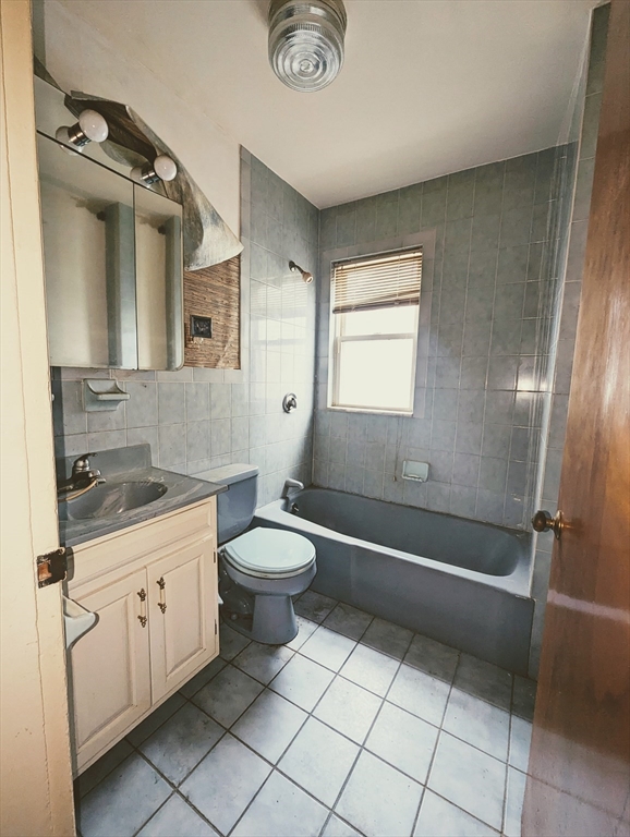 57 Almont St