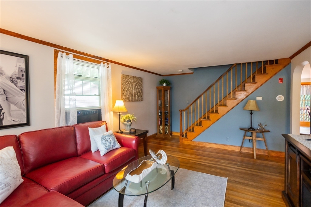 22 Lake Shore Rd