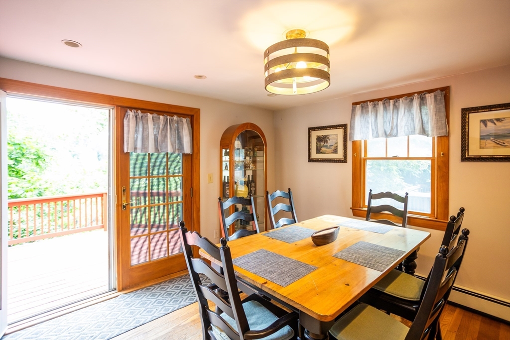 22 Lake Shore Rd