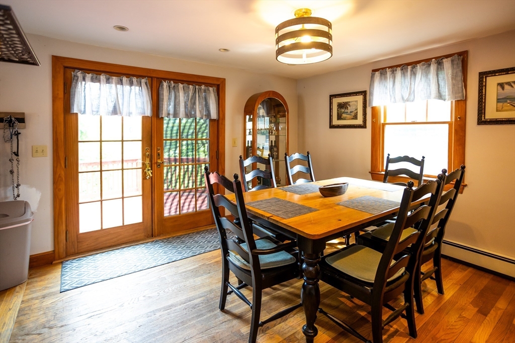 22 Lake Shore Rd