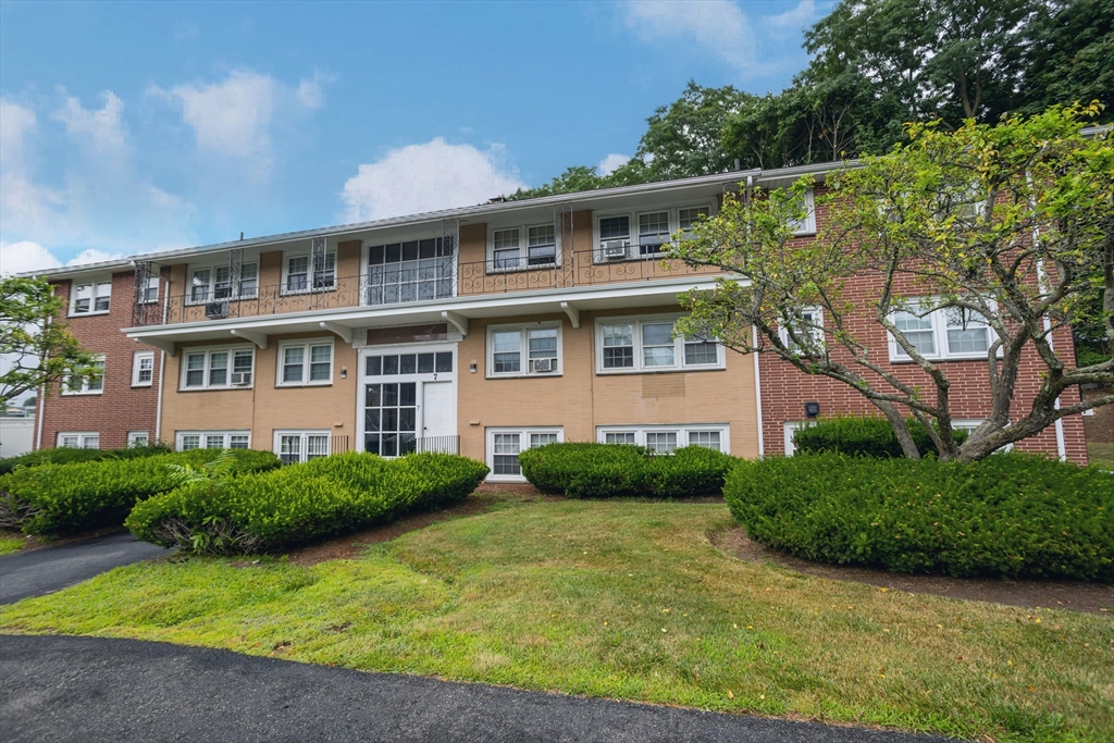 7 Austin Ct # L