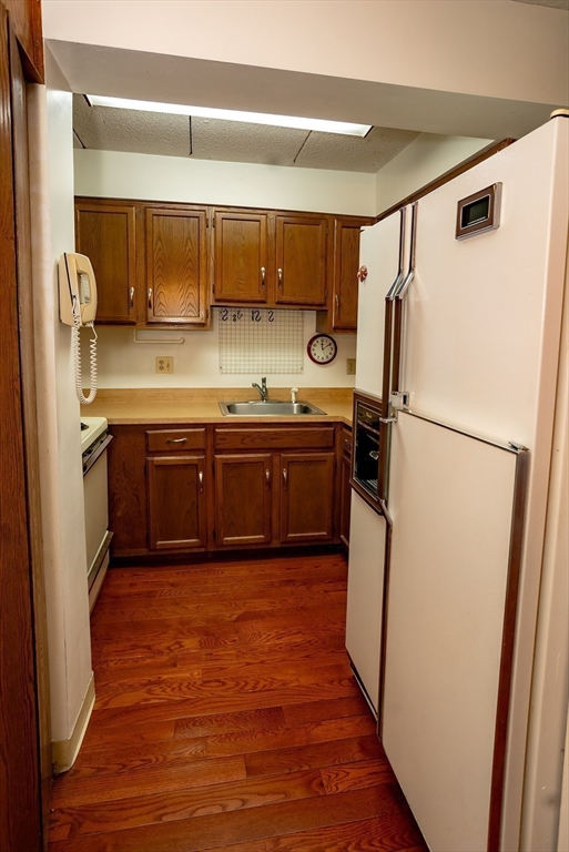 180 Green St # 511