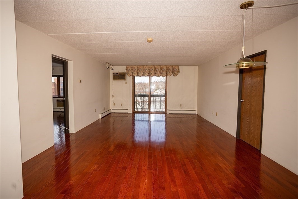 180 Green St # 511