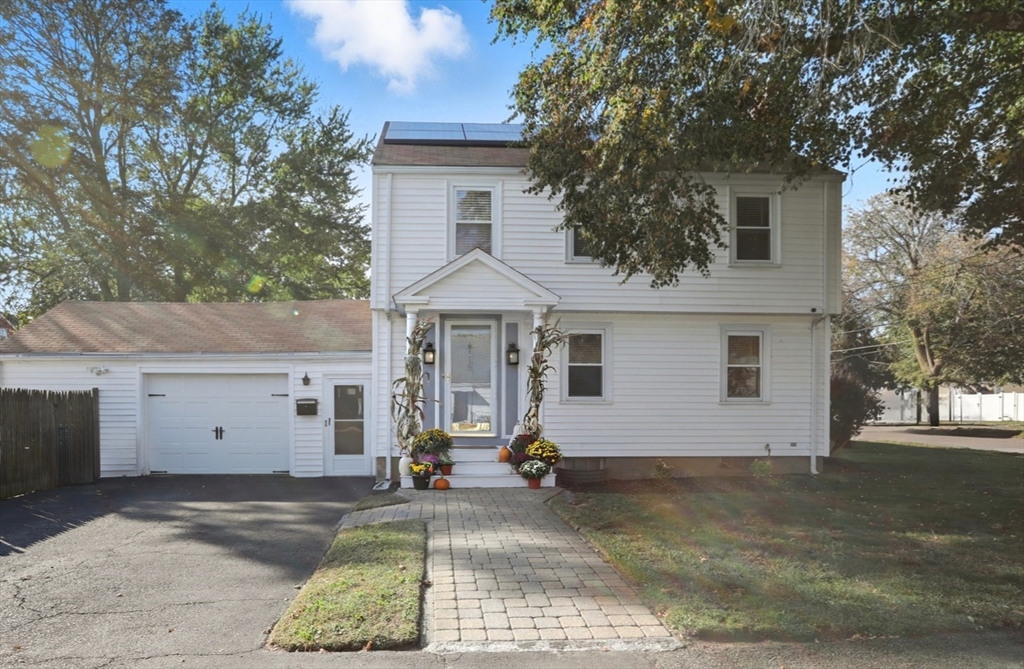 18 Clairmont St