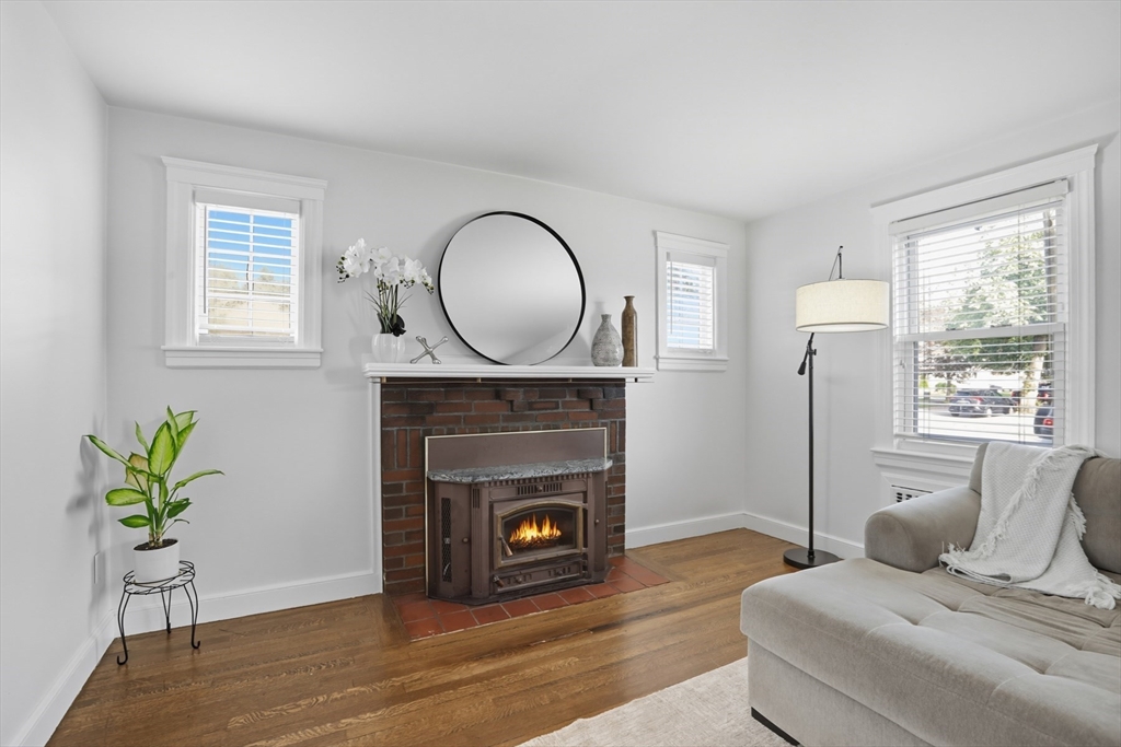 18 Clairmont St