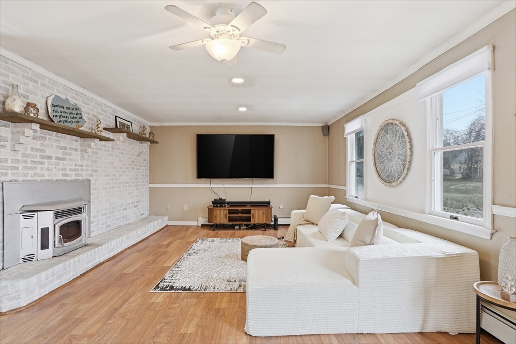 8 Sweet Apple Tree Ln