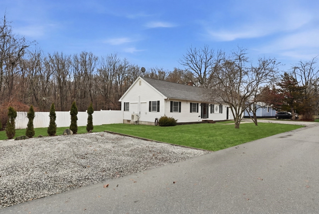 8 Sweet Apple Tree Ln