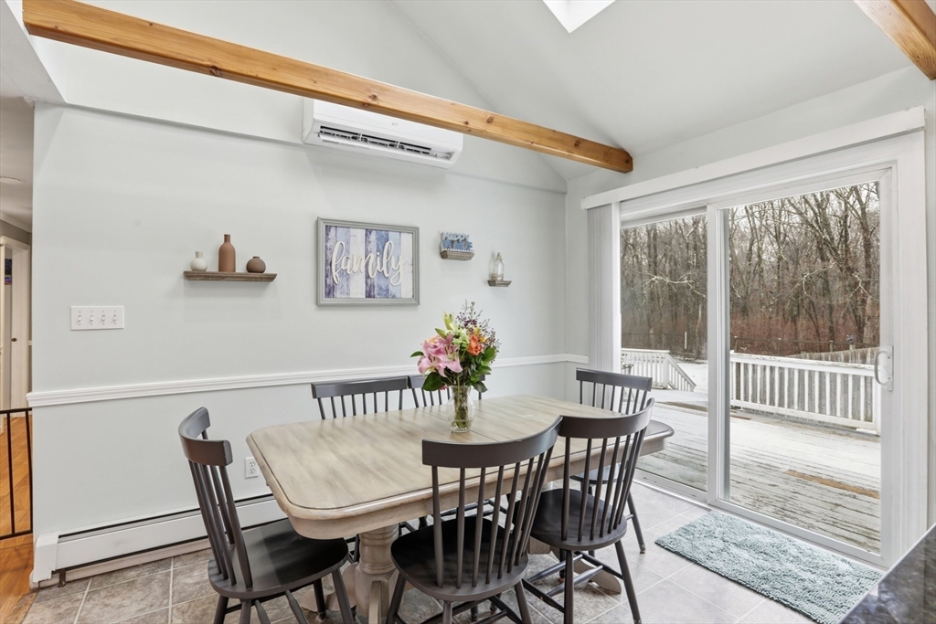 8 Sweet Apple Tree Ln