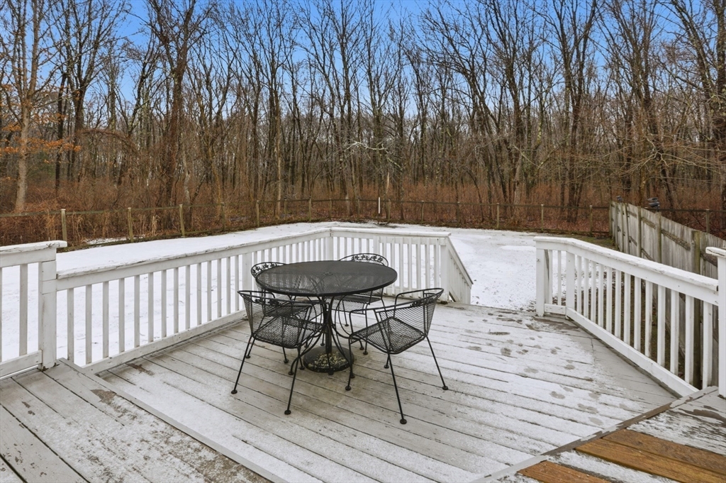 8 Sweet Apple Tree Ln