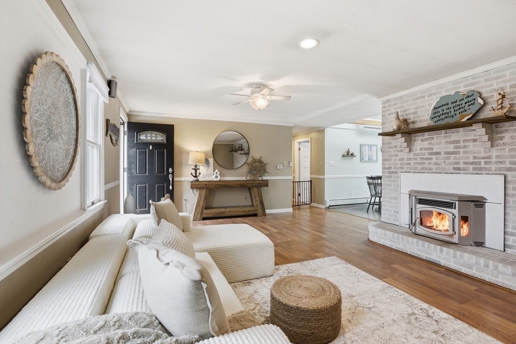 8 Sweet Apple Tree Ln