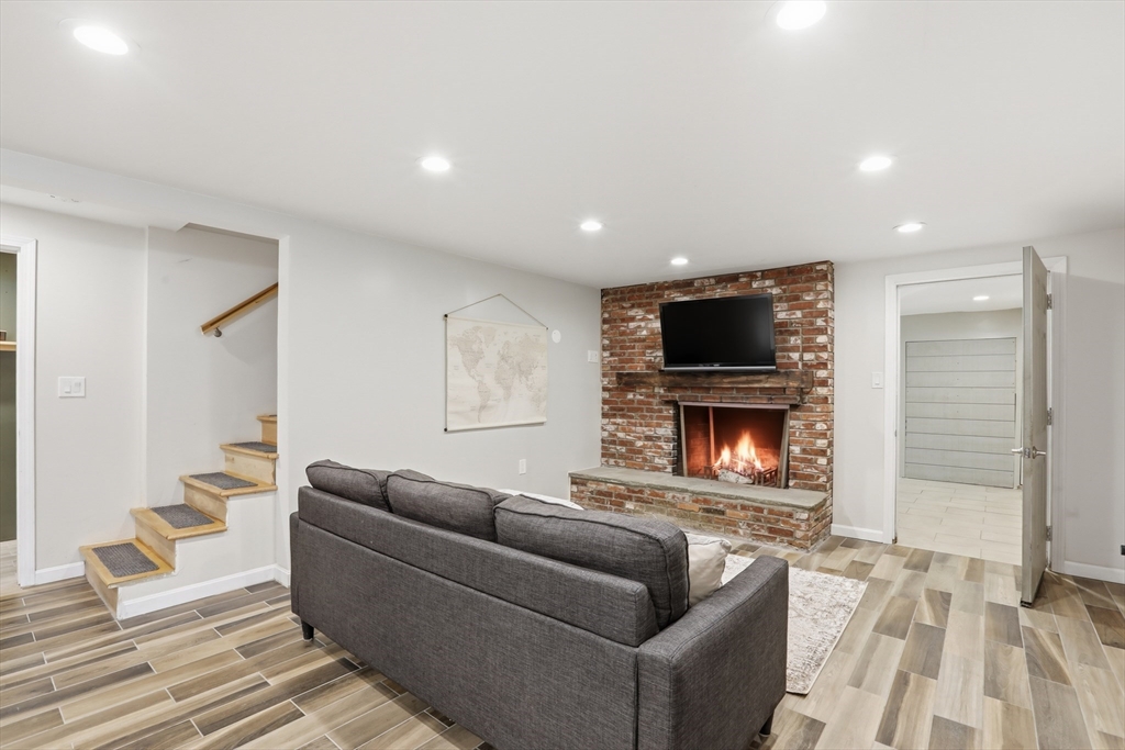 31 Chapman Rd
