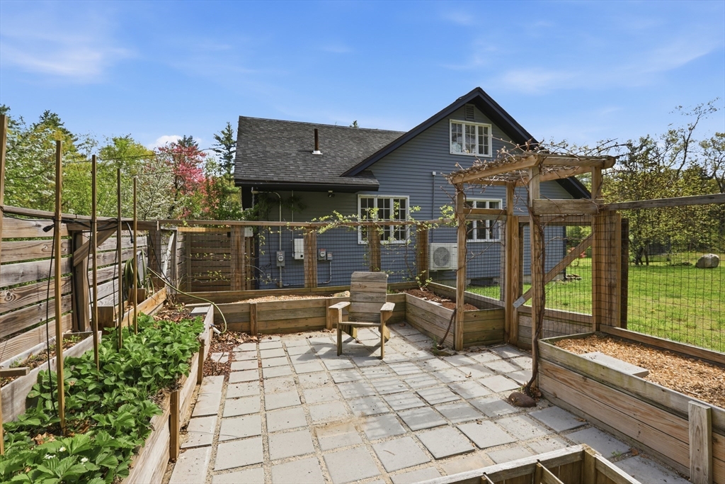 31 Chapman Rd