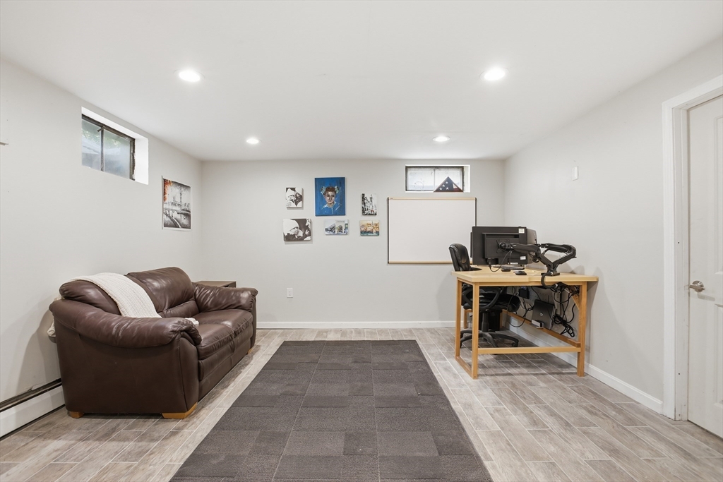 31 Chapman Rd
