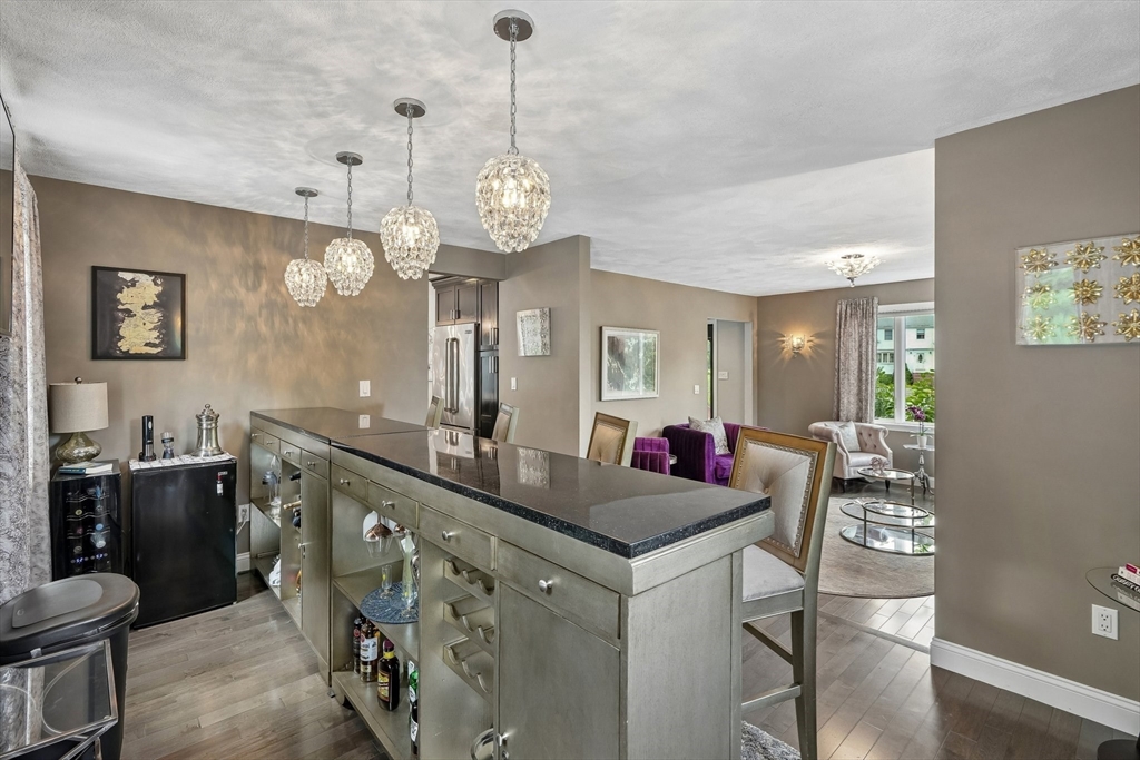 4 Waldingfield Ln