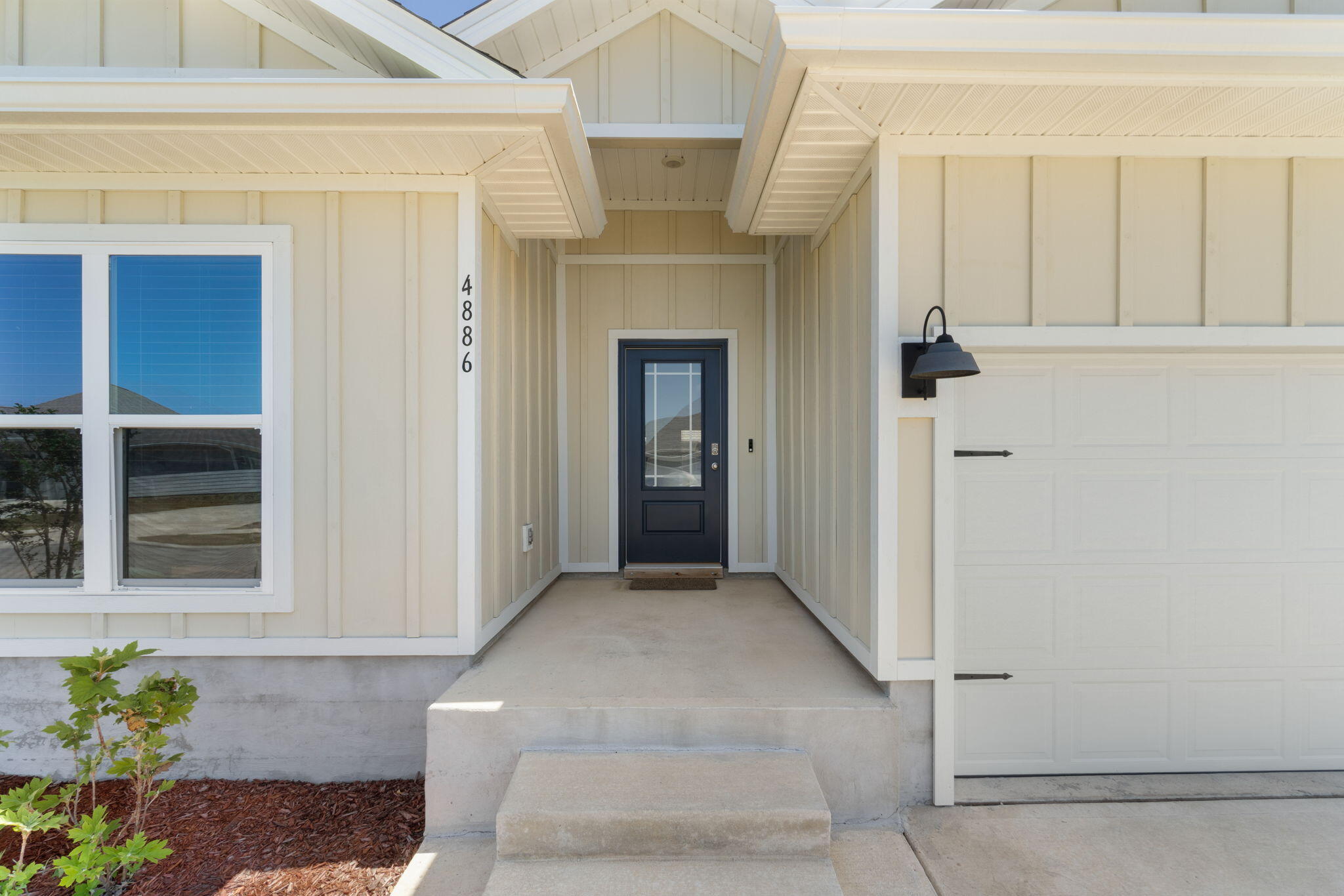 4886 Sweetspire Drive