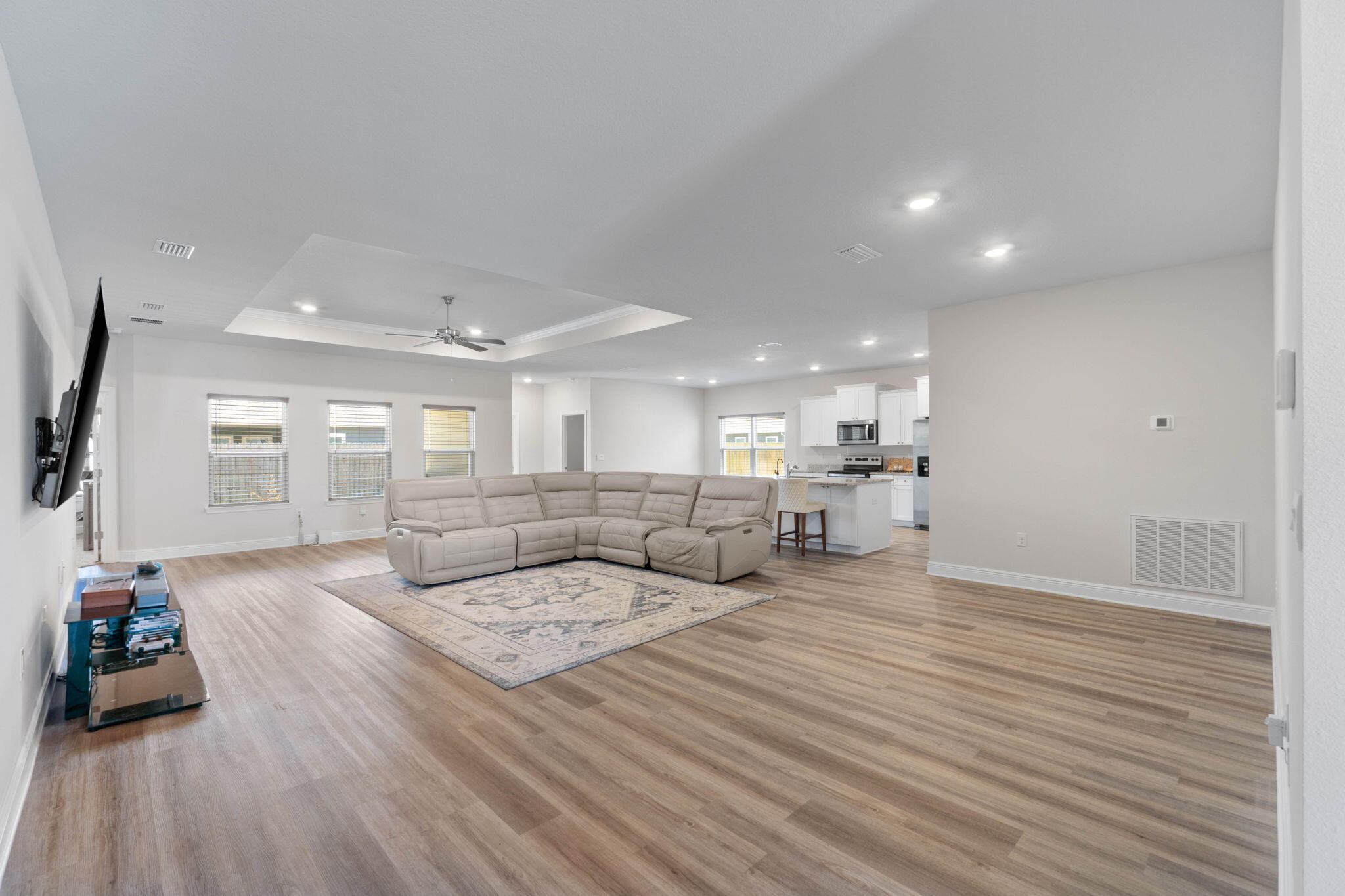 4886 Sweetspire Drive