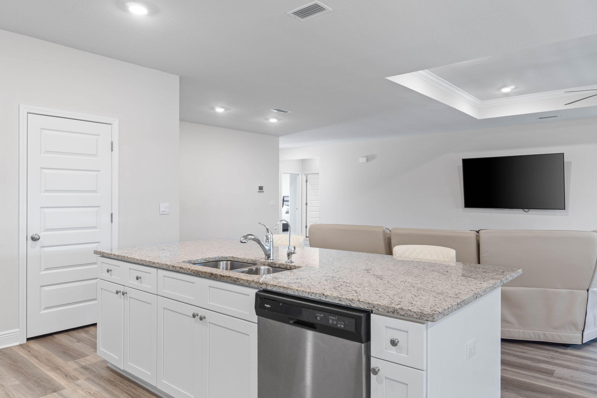 4886 Sweetspire Drive